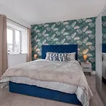 York Luxury 2 Bedroom Apartment Near City Centre