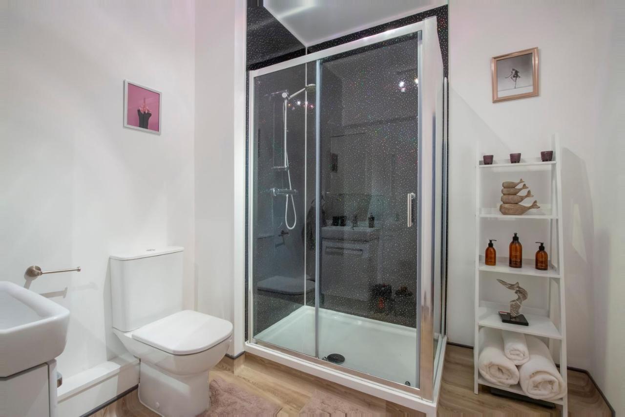 Luxury 2 Bedroom Near Centre Apartment York